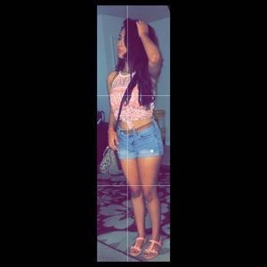 Meet your Posher, Stephanie